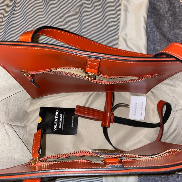 Orange and gold label bag - Picture 2 of 4